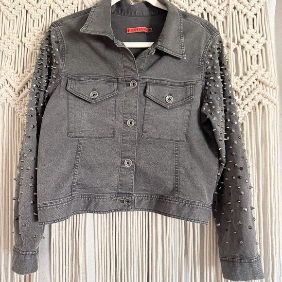 Alice + Olivia Studded Jean Jacket – Dark Wash Size Medium